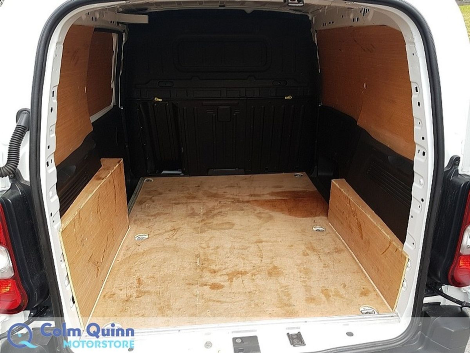 2021 Opel Combo 1.5L Diesel For Sale Images