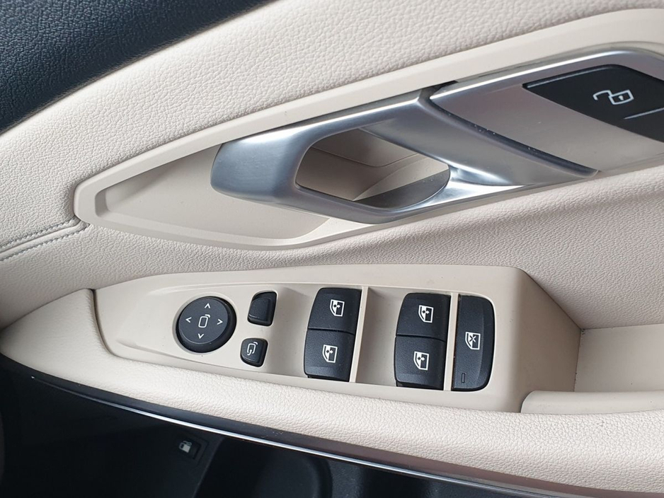 BMW 3 Series 330e M Sport Pro Edition — thumbnail 23