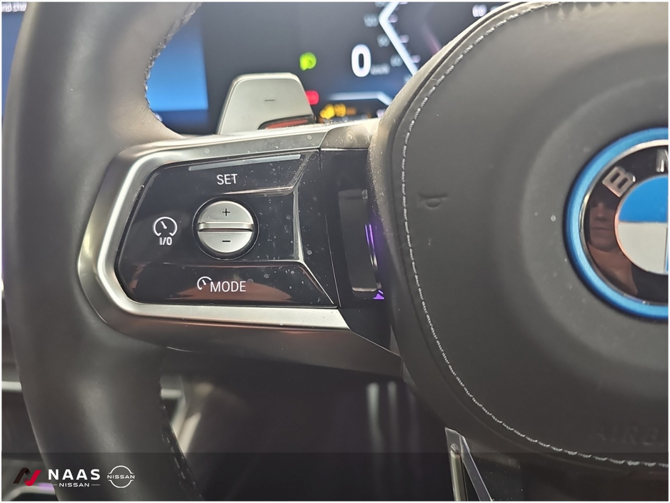 2025 BMW 7 Series 3L Petrol Plug-in Hybrid For Sale Images