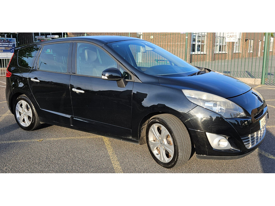 2012 Renault Grand Scenic