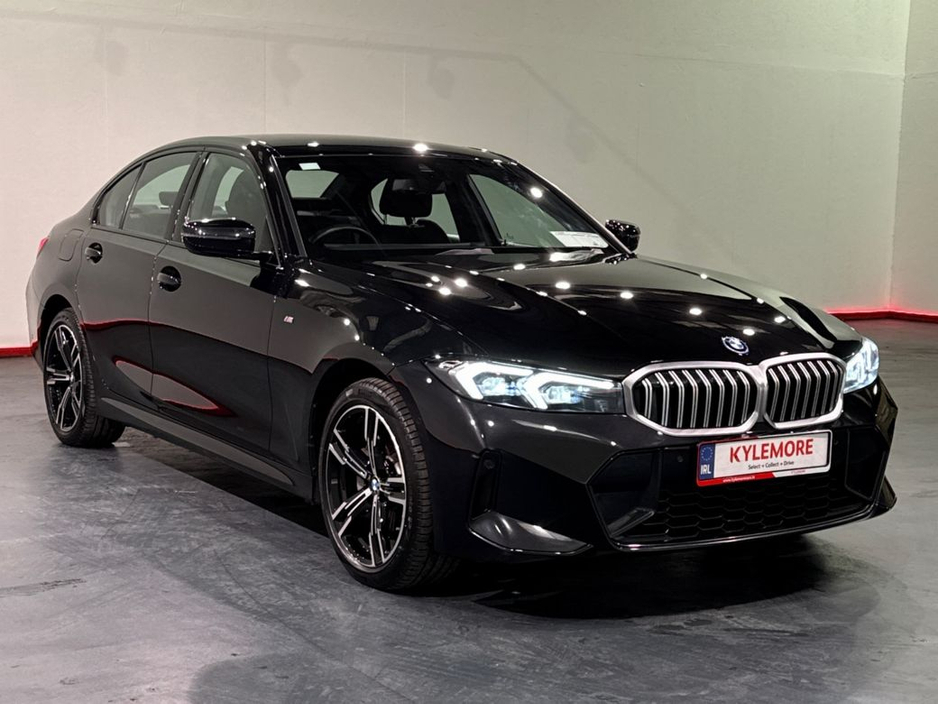 BMW 3 Series 330E BLACK SAPPHIRE M SPORT SALOON – 18’’ FACTORY ALLOYS – M PERFOMANCE TEX – CRUISE CONTROL - HEATED SEATS – DIGITAL DISPLAY – FLAT BOTTOM M SPORT ST — thumbnail 9
