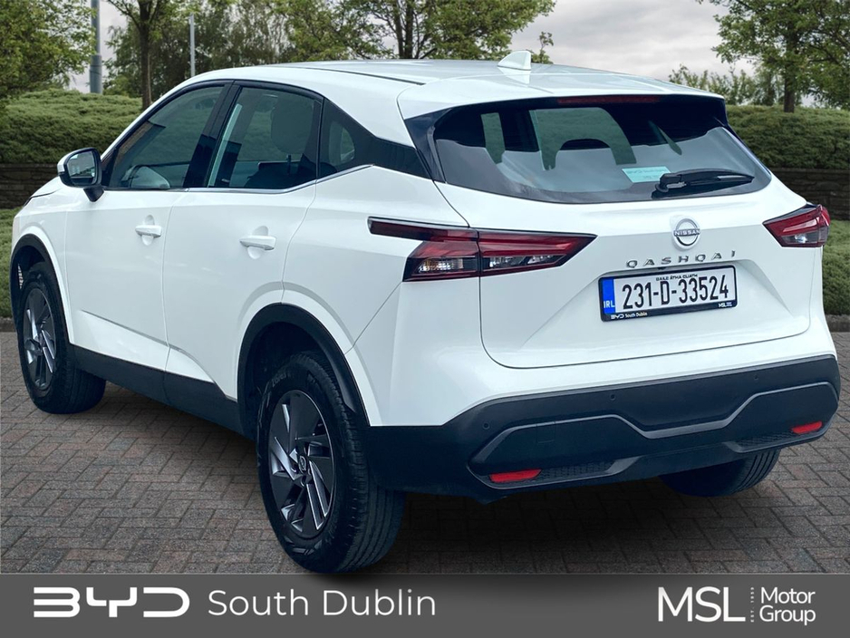 Nissan Qashqai 1.3 PET MILD HYBRID SV — thumbnail 4