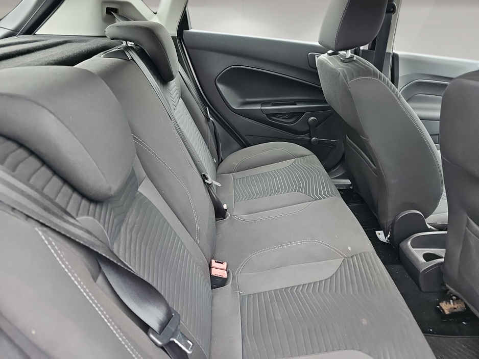 Ford Fiesta 1.0 ZETEC — thumbnail 9
