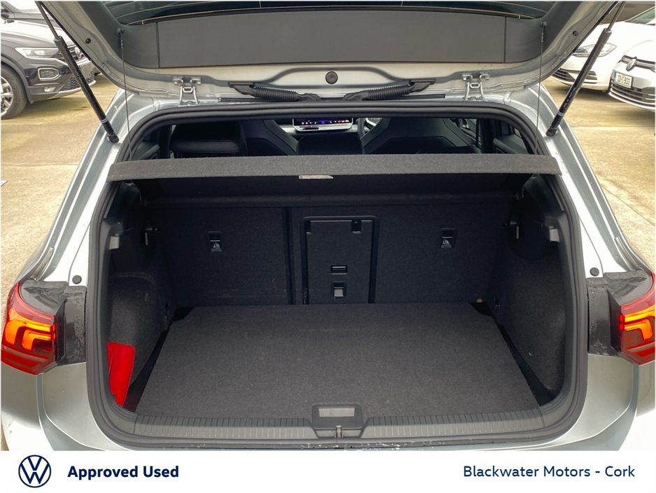 Volkswagen Golf 2.0TDI 150BHP 5DR R-LINE AUTOMATIC — thumbnail 10