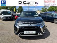 2018 Mitsubishi Outlander 2.4L Petrol Plug-in Hybrid For Sale Images