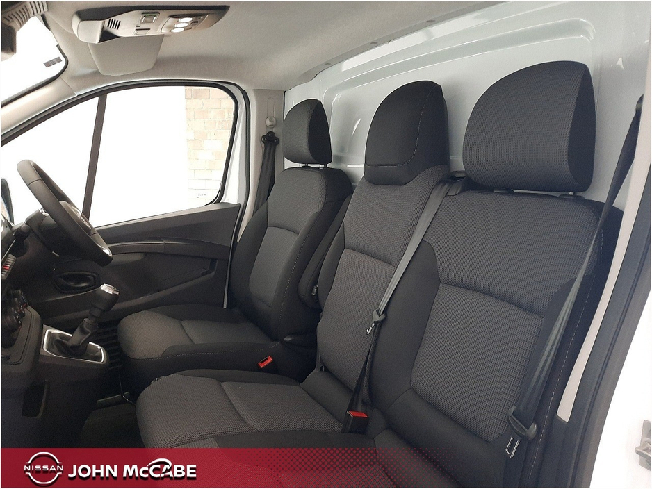 2026 Nissan Primastar 2L Diesel For Sale Images