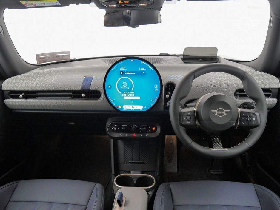 2024 MINI Hatch 1.5L Petrol For Sale Images