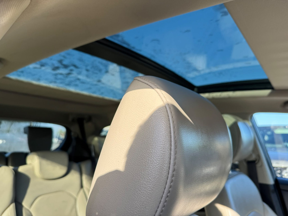 2017 Kia Carens 1.7L Diesel For Sale Images