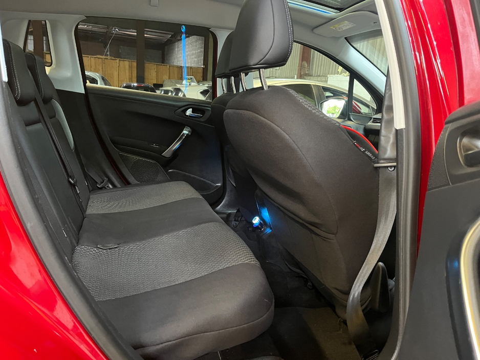 Peugeot 2008 ALLURE 1.2 PURETECH 82 4DR — thumbnail 10