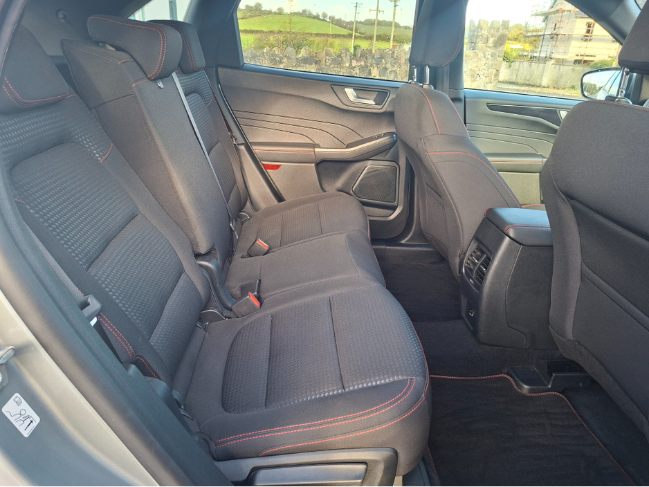 2023 Ford Kuga 2.5L Petrol Plug-in Hybrid For Sale Images