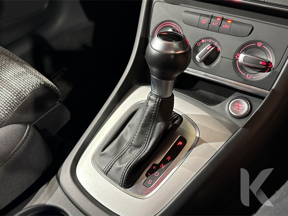Audi Q3 1.4TFSI SPORT - FACTORY ALLOYS - SPORT SEATS - REAR CAMERA - MULTI FUNCTION STEERING WHEEL - — thumbnail 21