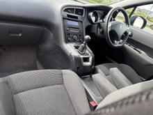 2016 Peugeot 5008 1.6L Diesel For Sale Images