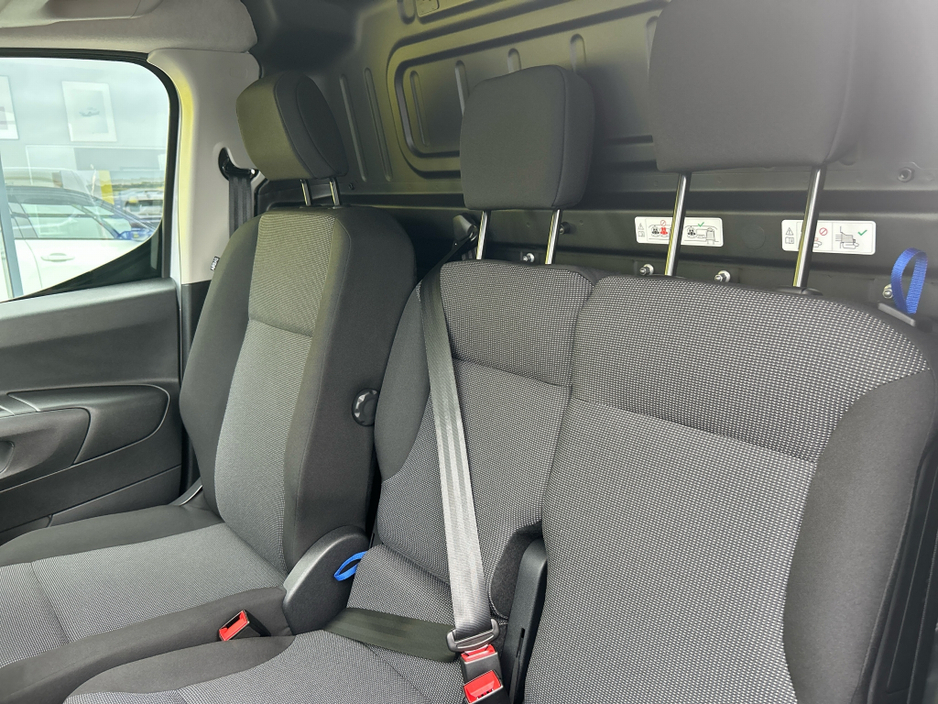 2024 Opel Combo 1.5L Diesel For Sale Images