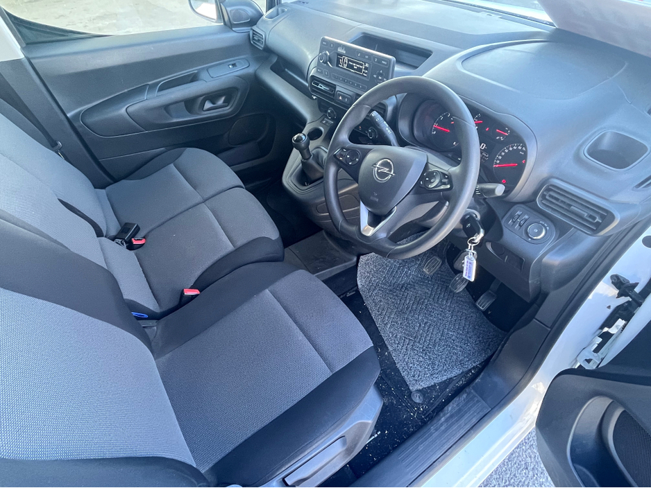 2020 Opel Combo 1.5L Diesel For Sale Images