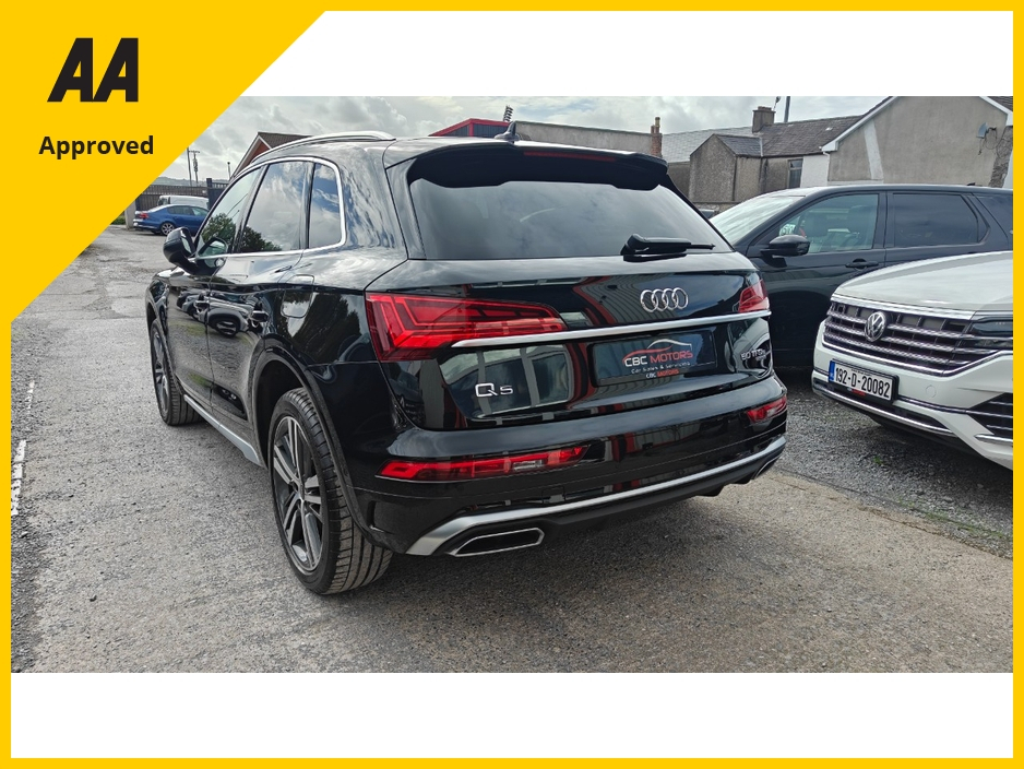 2023 Audi Q5 2L Petrol Plug-in Hybrid For Sale Images