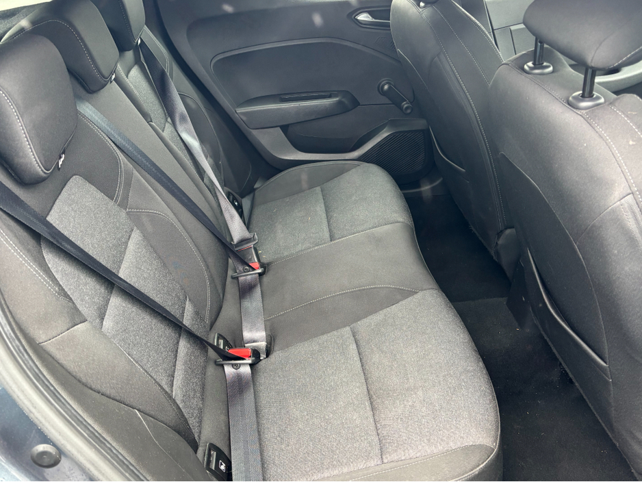 2022 Renault Clio 1L Petrol For Sale Images