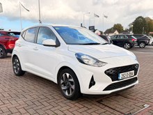 Hyundai i10 Deluxe Plus Automatic