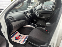 2019 Mitsubishi L200 2.4L Diesel For Sale Images