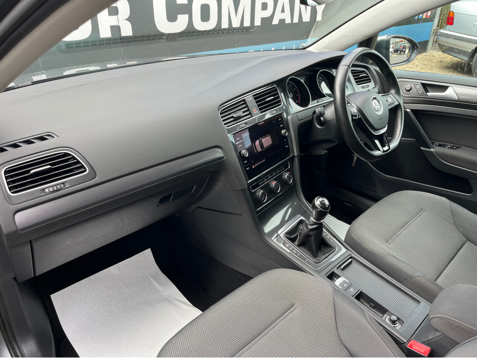 2017 Volkswagen Golf 1.4L Petrol For Sale Images