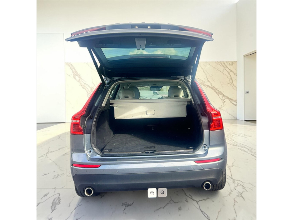 2018 Volvo XC60 2L Diesel For Sale Images