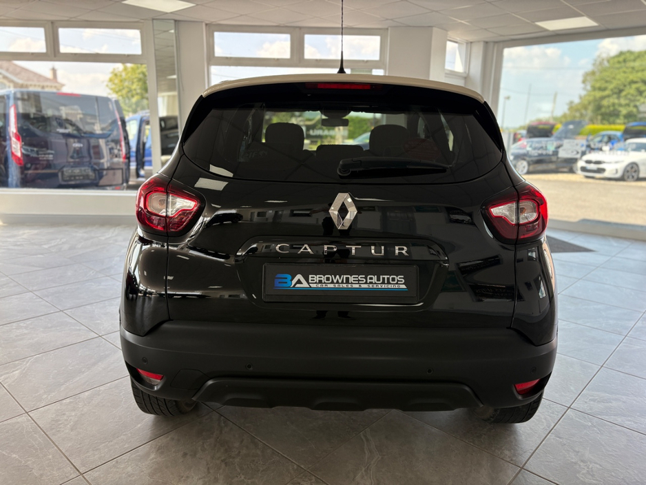 2019 Renault Captur 0.9L Petrol For Sale Images