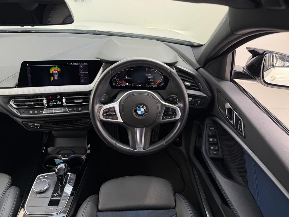 BMW 1 Series 118D M-SPORT M-PERFORMANCE PLUS 150 BHP DIESEL AUTOMATIC // APPLE CARPLAY // LED MATRIX LIGHTING // VIRTUAL DASH // ELECTRIC HALF LEATHER // PARK ASSIST W/REVERSING CAMERA // AA APPROVED DEALER 2026 — thumbnail 32
