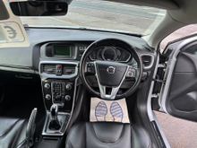 2018 Volvo V40 2L Diesel For Sale Images