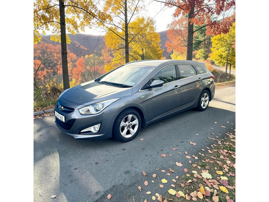 2013 Hyundai i40 1.7L Diesel For Sale Images