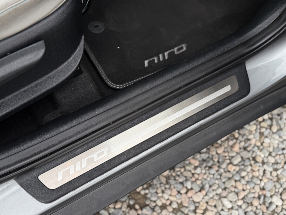 2021 Kia Niro 1.6L Petrol Plug-in Hybrid For Sale Images