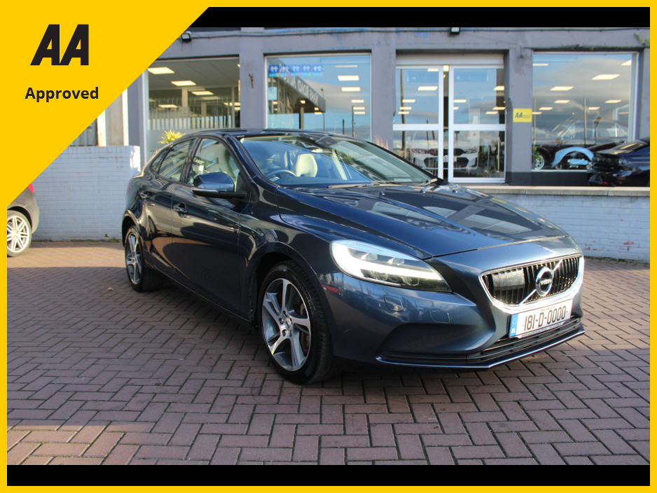 Used Volvo V40 2018 in Dublin