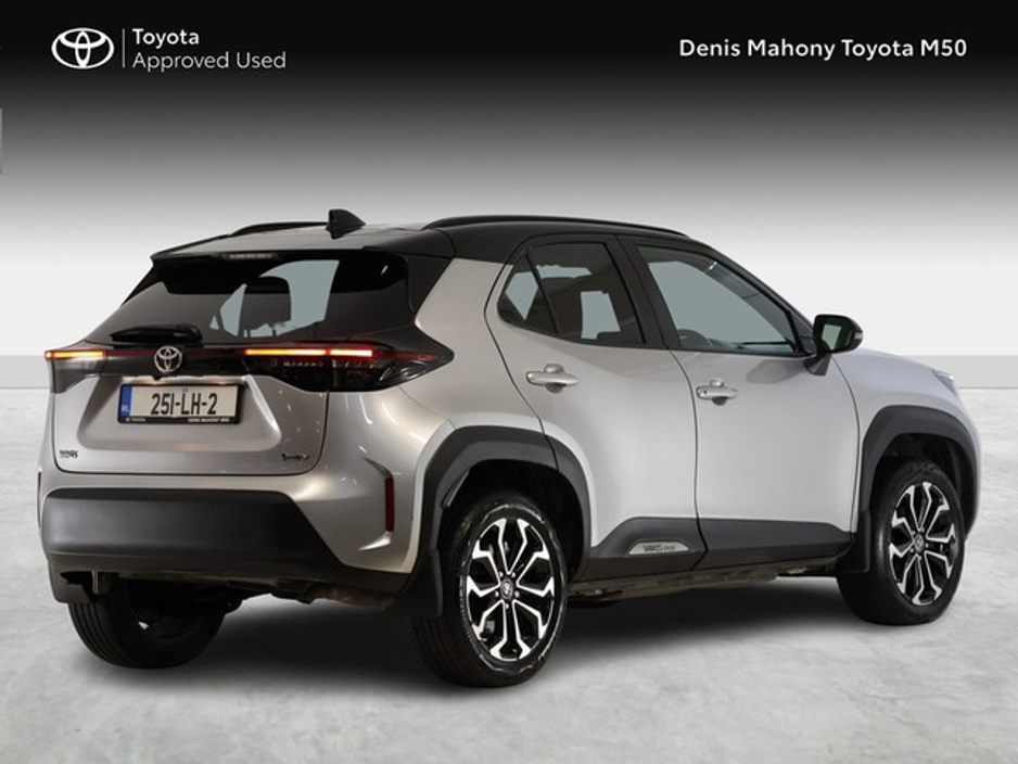 Toyota Yaris Cross Luna Sport Hybrid — thumbnail 2