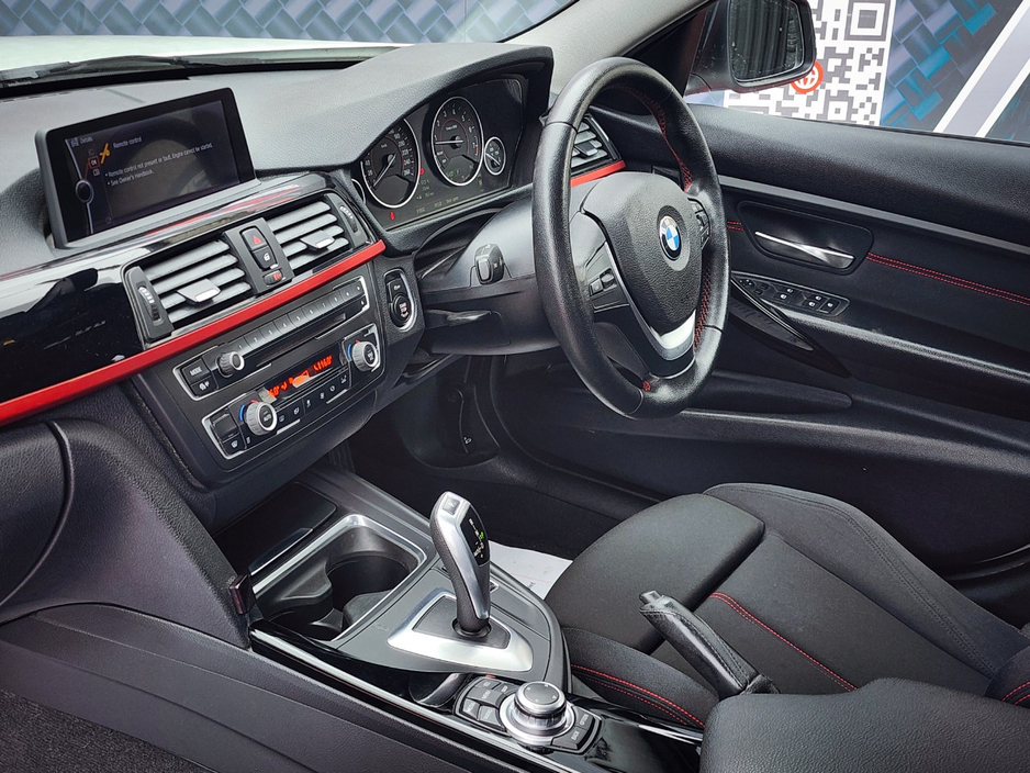 2013 BMW 3 Series 2L Petrol For Sale Images
