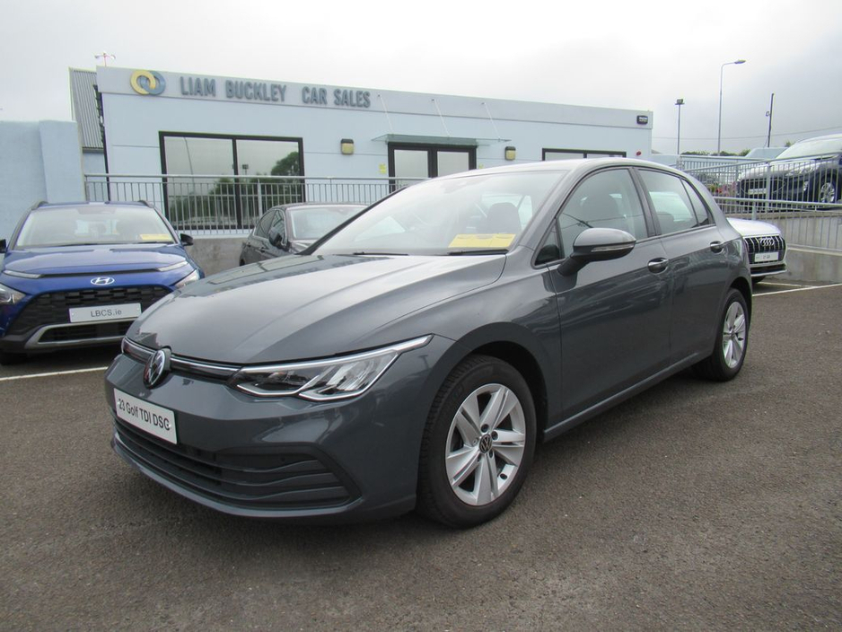 Volkswagen Golf LIFE TDI DSG