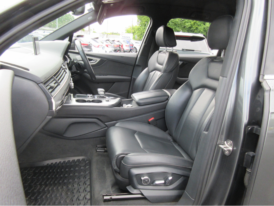 2016 Audi Q7 3.0L Diesel For Sale Images