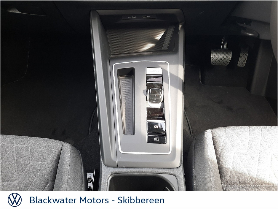 Volkswagen Golf 1.5MHEV 116BHP EDITION 75 AUTOMATIC — thumbnail 16