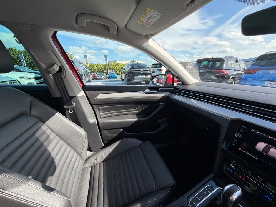 2022 Volkswagen Passat 1.4L Hybrid For Sale Images