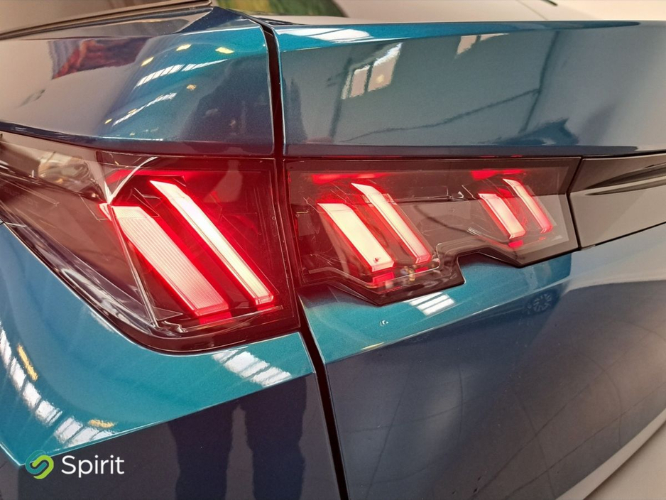 Peugeot 3008 1.2 Allure MHEV 136HP*Call Andrew 0862617858* — thumbnail 35