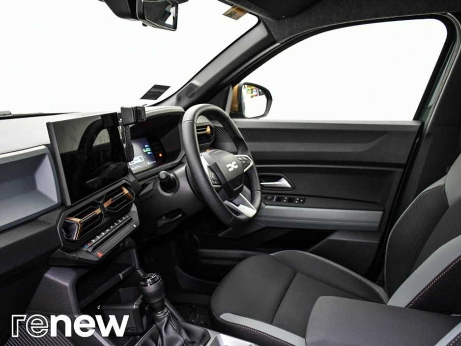 Dacia Duster TCe 130 Extreme — thumbnail 5