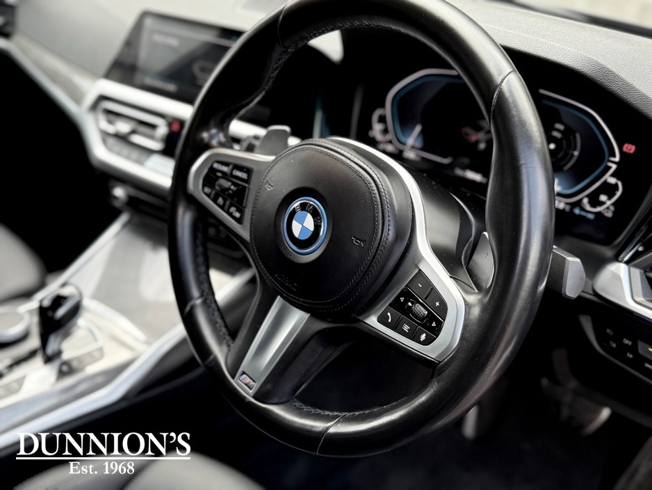 2022 BMW 3 Series 2L Hybrid For Sale Images