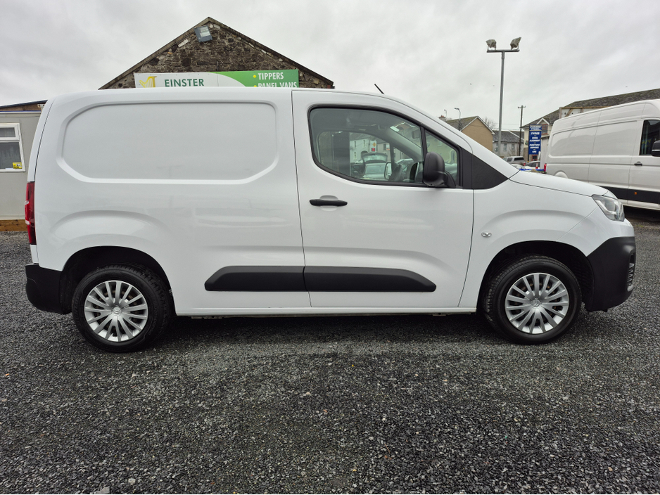 2022 Citroen Berlingo 1.5L Diesel For Sale Images