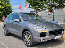 2015 Porsche Cayenne 3L Petrol Plug-in Hybrid For Sale Images