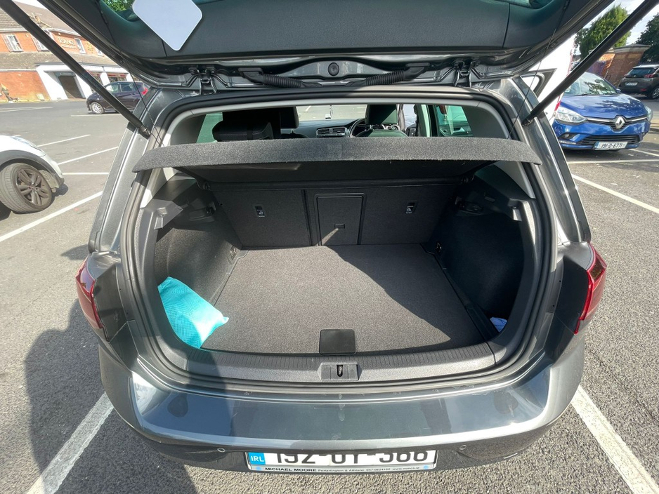 Volkswagen Golf EE E1F 136BHP 5DR AUTO E-GOLF