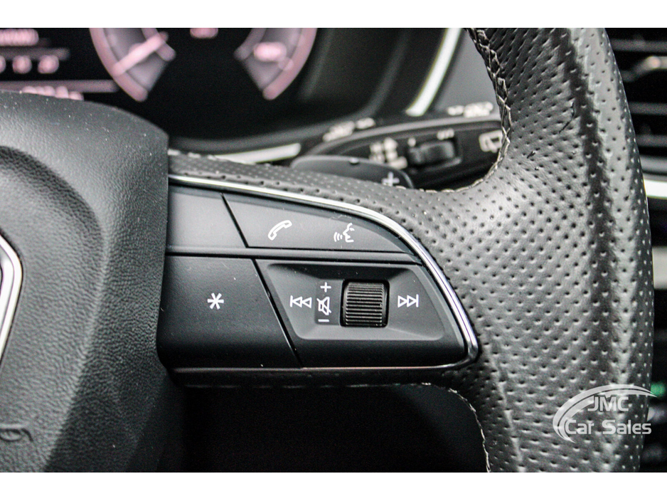 2023 Audi Q5 2L Petrol Hybrid For Sale Images
