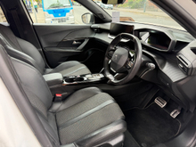 2023 Peugeot 2008 0L Electric For Sale Images