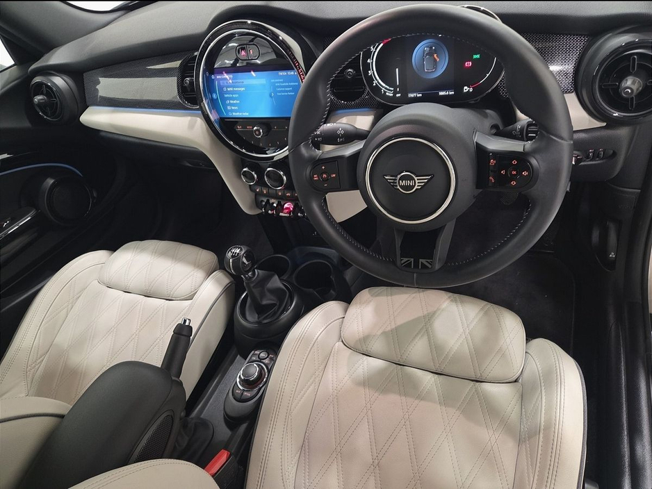 2023 MINI Hatch 1.5L Petrol For Sale Images