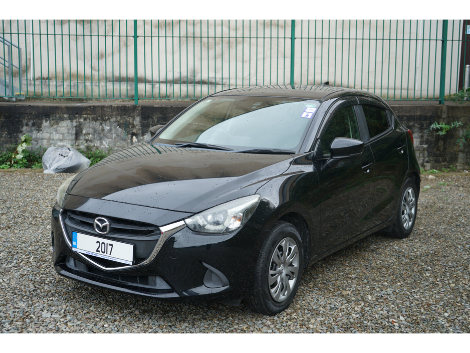 Mazda Demio — thumbnail 3