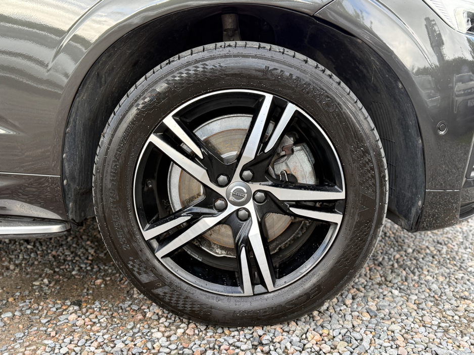 2022 Volvo XC60 2L Diesel For Sale Images