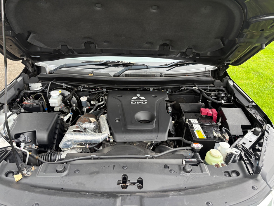 2021 Mitsubishi L200 2.3L Diesel For Sale Images