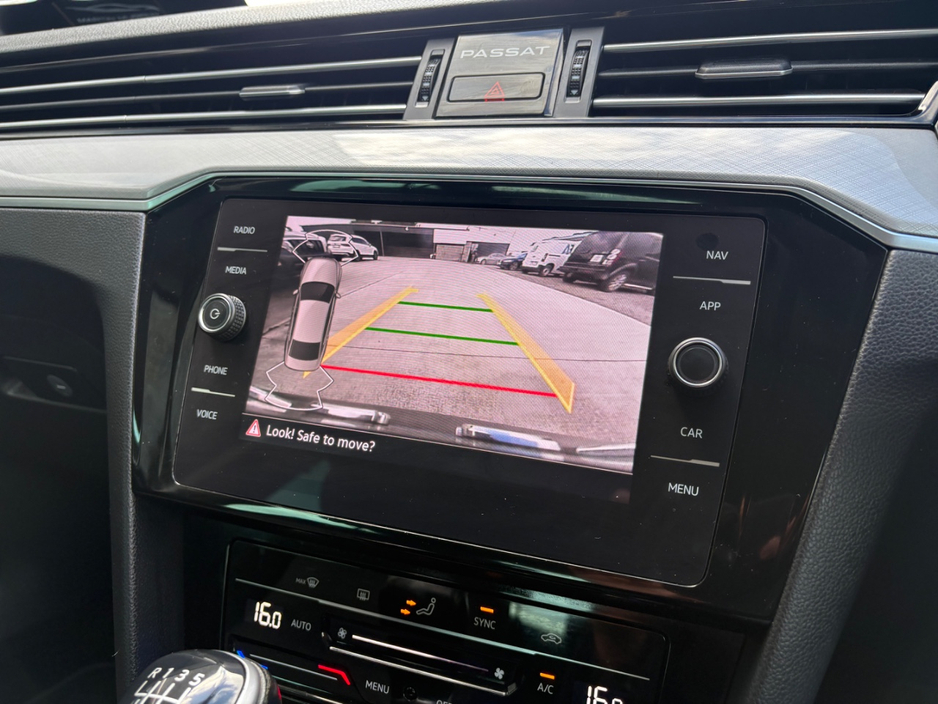 2021 Volkswagen Passat 2L Diesel For Sale Images