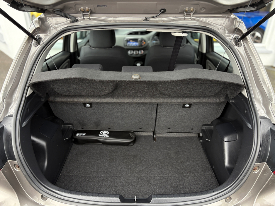 2017 Toyota Yaris 1L Petrol For Sale Images